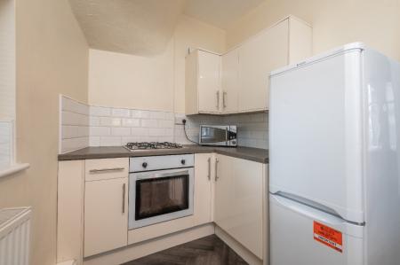 2 bedroom End of terrace house to let in Methley View, Chapel Allerton, Leeds, LS7