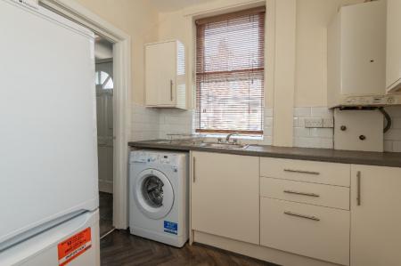 2 bedroom End of terrace house to let in Methley View, Chapel Allerton, Leeds, LS7