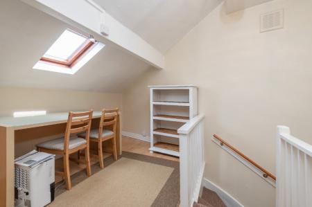 2 bedroom End of terrace house to let in Methley View, Chapel Allerton, Leeds, LS7