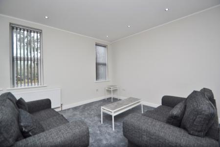 2 bedroom Flat to let in 322 Harrogate Road, Moortown, Leeds, LS17