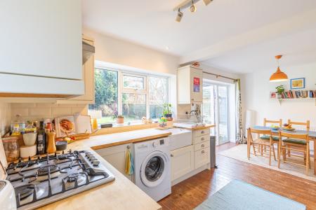 3 bedroom Semi-detached house for sale in Newton Road, Leeds, LS7