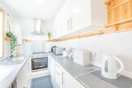 1 bedroom Flat to let in Swarcliffe Drive, Leeds, LS14