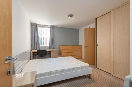 2 bedroom Flat to let in Gardenhurst, 45 Cardigan Road, Headingley, Leeds, LS6