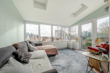 3 bedroom Semi-detached house for sale in Mount Pleasant Avenue, Leeds, LS8