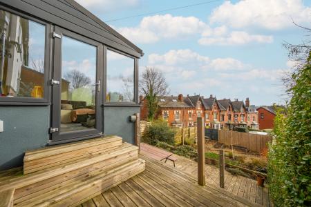 3 bedroom Semi-detached house for sale in Mount Pleasant Avenue, Leeds, LS8