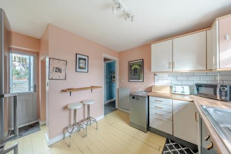 3 bedroom Semi-detached house for sale in Mount Pleasant Avenue, Leeds, LS8