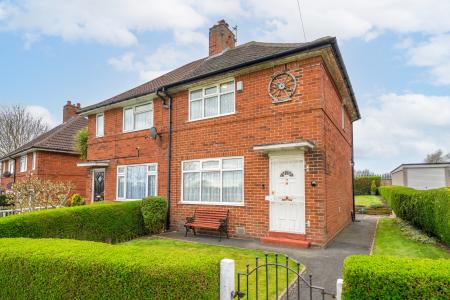 2 bedroom Semi-detached house for sale in Scott Hall Drive, Leeds, LS7