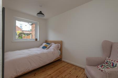 3 bedroom Semi-detached house to let in Chandos Terrace, Roundhay, Leeds, LS8