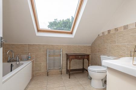 3 bedroom Semi-detached house to let in Chandos Terrace, Roundhay, Leeds, LS8