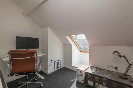 3 bedroom Semi-detached house to let in Chandos Terrace, Roundhay, Leeds, LS8