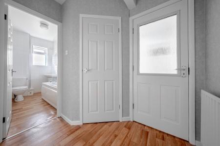 1 bedroom Flat for sale in Princes Court, Moortown, Leeds, LS17