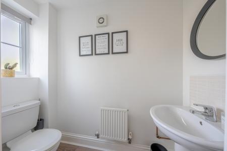 3 bedroom Semi-detached house for sale in Potternewton Mount, Leeds, LS7