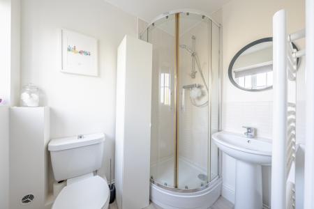3 bedroom Semi-detached house for sale in Potternewton Mount, Leeds, LS7