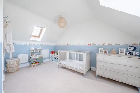 3 bedroom Semi-detached house for sale in Potternewton Mount, Leeds, LS7