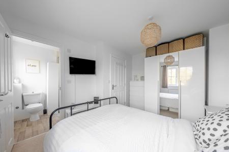 3 bedroom Semi-detached house for sale in Potternewton Mount, Leeds, LS7