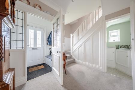 4 bedroom Semi-detached house for sale in Southlands Drive, Moortown, Leeds, LS17