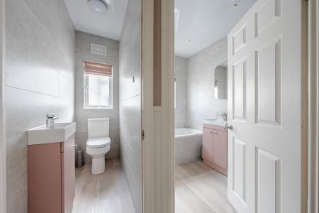 4 bedroom Semi-detached house for sale in Southlands Drive, Moortown, Leeds, LS17