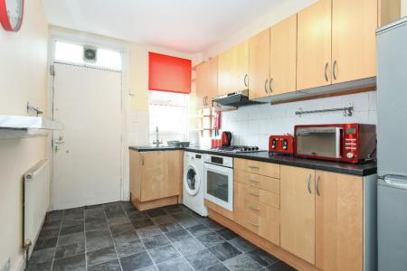 1 bedroom House share to let in Potternewton Lane, Chapel Allerton, Leeds, LS7