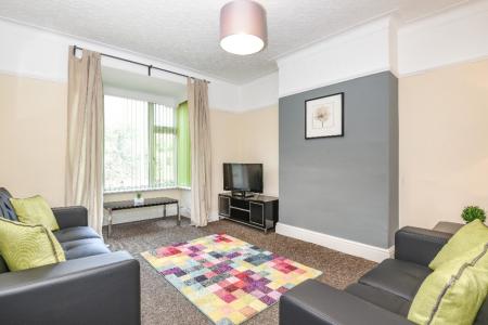 1 bedroom House share to let in Potternewton Lane, Chapel Allerton, Leeds, LS7