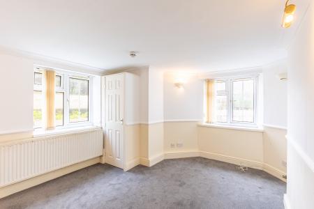 1 bedroom Flat to let in 289 Harrogate Road, Moortown, Leeds, LS17