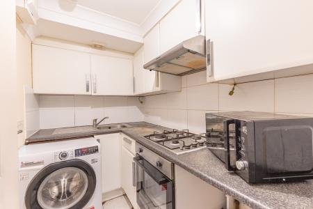 1 bedroom Flat to let in 289 Harrogate Road, Moortown, Leeds, LS17