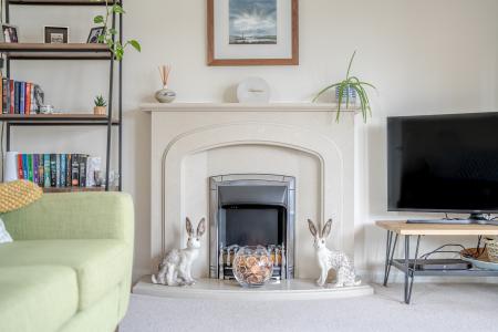 3 bedroom Semi-detached house for sale in Red Lodge Close, Oakwood, Leeds, LS8