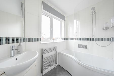 3 bedroom Semi-detached house for sale in Red Lodge Close, Oakwood, Leeds, LS8