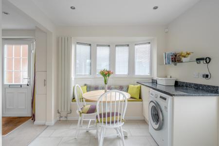 3 bedroom Semi-detached house for sale in Red Lodge Close, Oakwood, Leeds, LS8