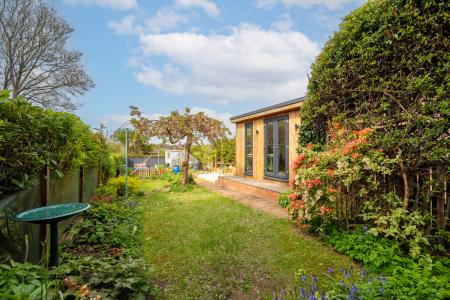 3 bedroom Semi-detached house for sale in Carrholm View, Chapel Allerton, Leeds, LS7