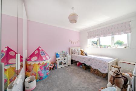 4 bedroom Semi-detached house for sale in Hawkhills, Chapel Allerton, Leeds, LS7