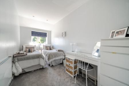 4 bedroom Semi-detached house for sale in Hawkhills, Chapel Allerton, Leeds, LS7