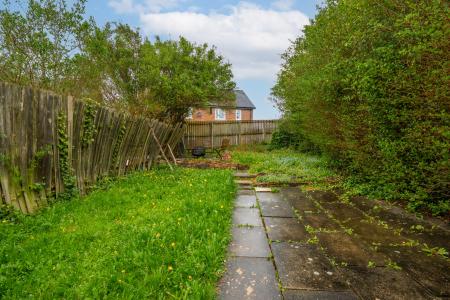 3 bedroom Semi-detached house for sale in Potternewton Lane, Leeds, LS7