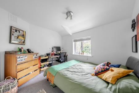 3 bedroom Semi-detached house for sale in Potternewton Lane, Leeds, LS7