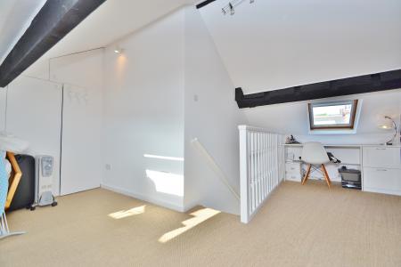 2 bedroom Terraced House to let in Victoria Street, Chapel Allerton, Leeds, LS7