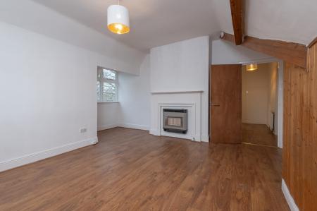 2 bedroom Flat to let in Chapeltown Road, Leeds, LS7