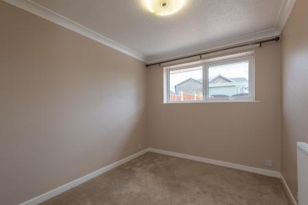 1 bedroom Bungalow to let in Barnard Way, Cross Gates, Leeds, LS15