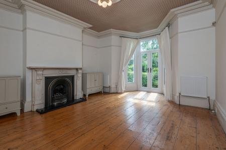 2 bedroom Apartment to let in Newton Villas, School Lane, Chapel Allerton, Leeds, LS7