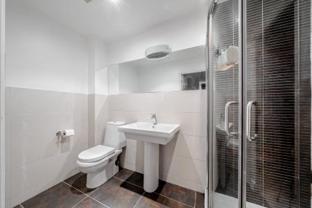 3 bedroom End of terrace house for sale in Charnley Drive, Chapel Allerton, Leeds, LS7
