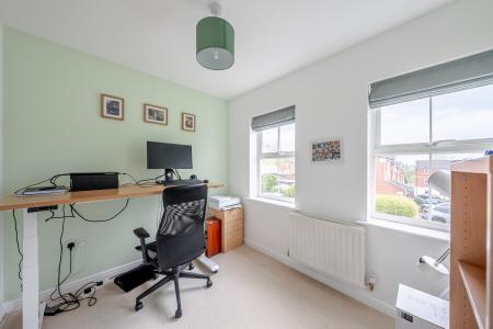 3 bedroom End of terrace house for sale in Charnley Drive, Chapel Allerton, Leeds, LS7