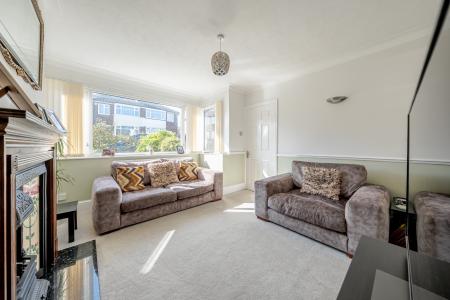 3 bedroom Semi-detached house for sale in Vesper Gate Crescent, Kirkstall, Leeds, LS5