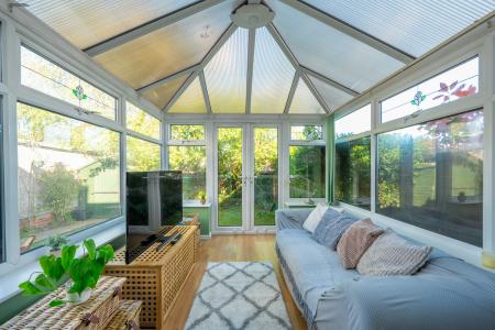 3 bedroom Semi-detached house for sale in Vesper Gate Crescent, Kirkstall, Leeds, LS5