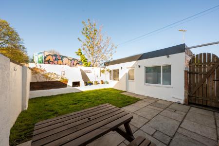 4 bedroom Semi-detached house for sale in Roxholme Road, Chapel Allerton, Leeds, LS7