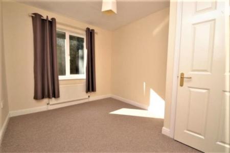 4 bedroom Detached house to let in Pickard Bank, Meanwood, Leeds, LS6