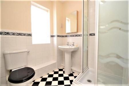 4 bedroom Detached house to let in Pickard Bank, Meanwood, Leeds, LS6