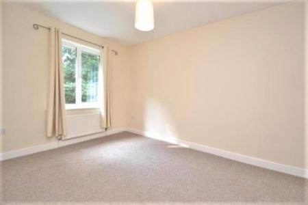 4 bedroom Detached house to let in Pickard Bank, Meanwood, Leeds, LS6