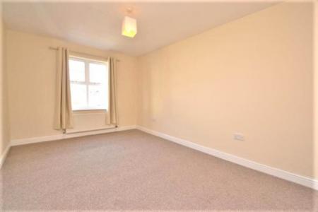 4 bedroom Detached house to let in Pickard Bank, Meanwood, Leeds, LS6