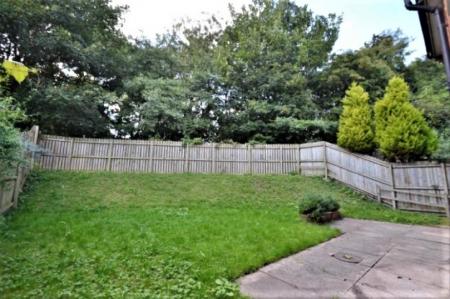 4 bedroom Detached house to let in Pickard Bank, Meanwood, Leeds, LS6
