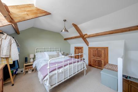 2 bedroom Terraced House for sale in Potternewton Lane, Chapel Allerton, Leeds, LS7