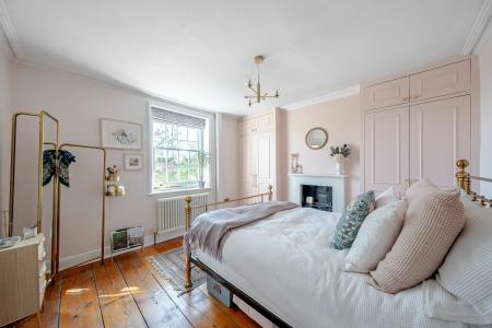 2 bedroom Terraced House for sale in Potternewton Lane, Chapel Allerton, Leeds, LS7