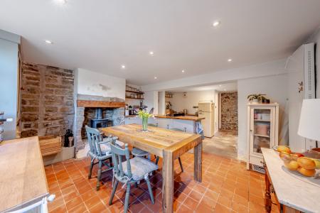 2 bedroom Terraced House for sale in Potternewton Lane, Chapel Allerton, Leeds, LS7